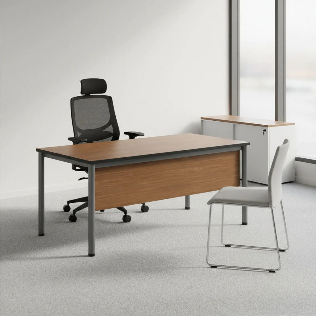 Schreibtisch E10 Rundrohr 4-Fuß mit Beinraumblende von Nowy Styl - Produktbild 2 von 9