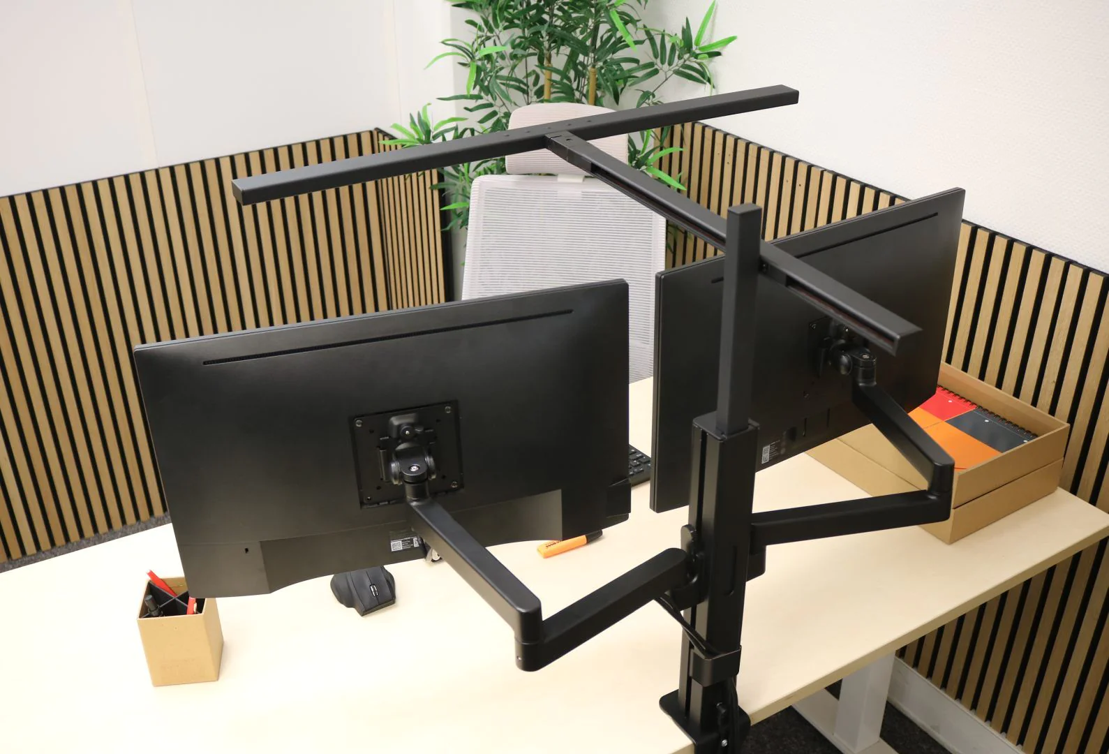 Tischleuchte mit Monitorarm doppelt Elite lumino screen von Unilux - Produktbild 11 von 16