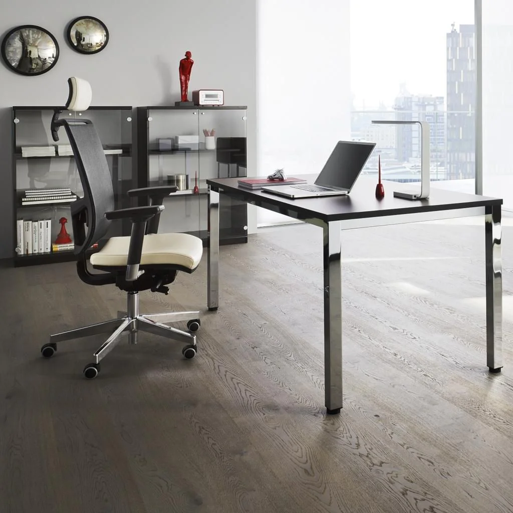 Eckschreibtisch E10 Quadratrohr 4-Fuß von Nowy Styl - Produktbild 6 von 11
